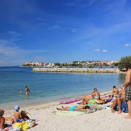 Family Friendly House With A Swimming Pool Podstrana, Split - 21718 度假居