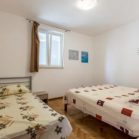 Family Friendly House With A Swimming Pool Podstrana, Split - 21718 度假居 珀德垂那